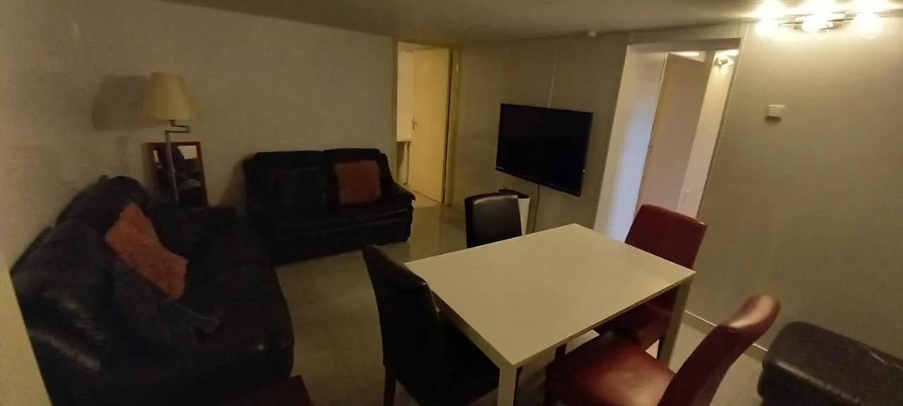 74 Pijnboomstraat Appartement Den Haag 0*,